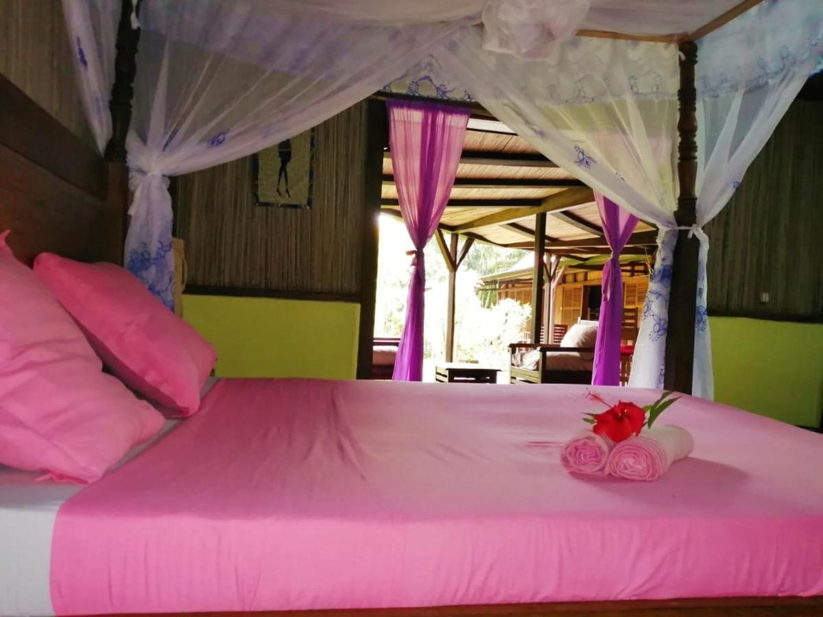 Chambres D'Hotes Villa Les Orchidees Chez Ago Ile Sainte-Marie Ngoại thất bức ảnh