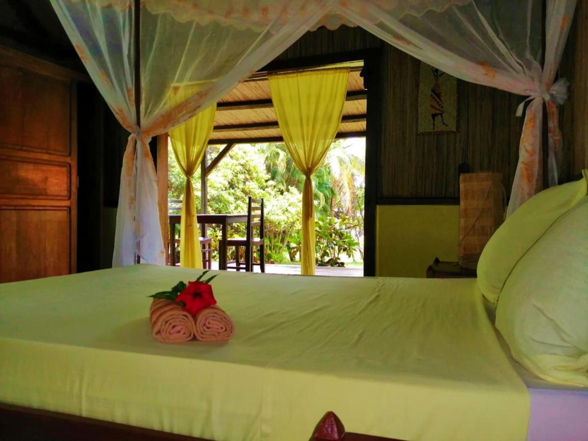 Chambres D'Hotes Villa Les Orchidees Chez Ago Ile Sainte-Marie Ngoại thất bức ảnh