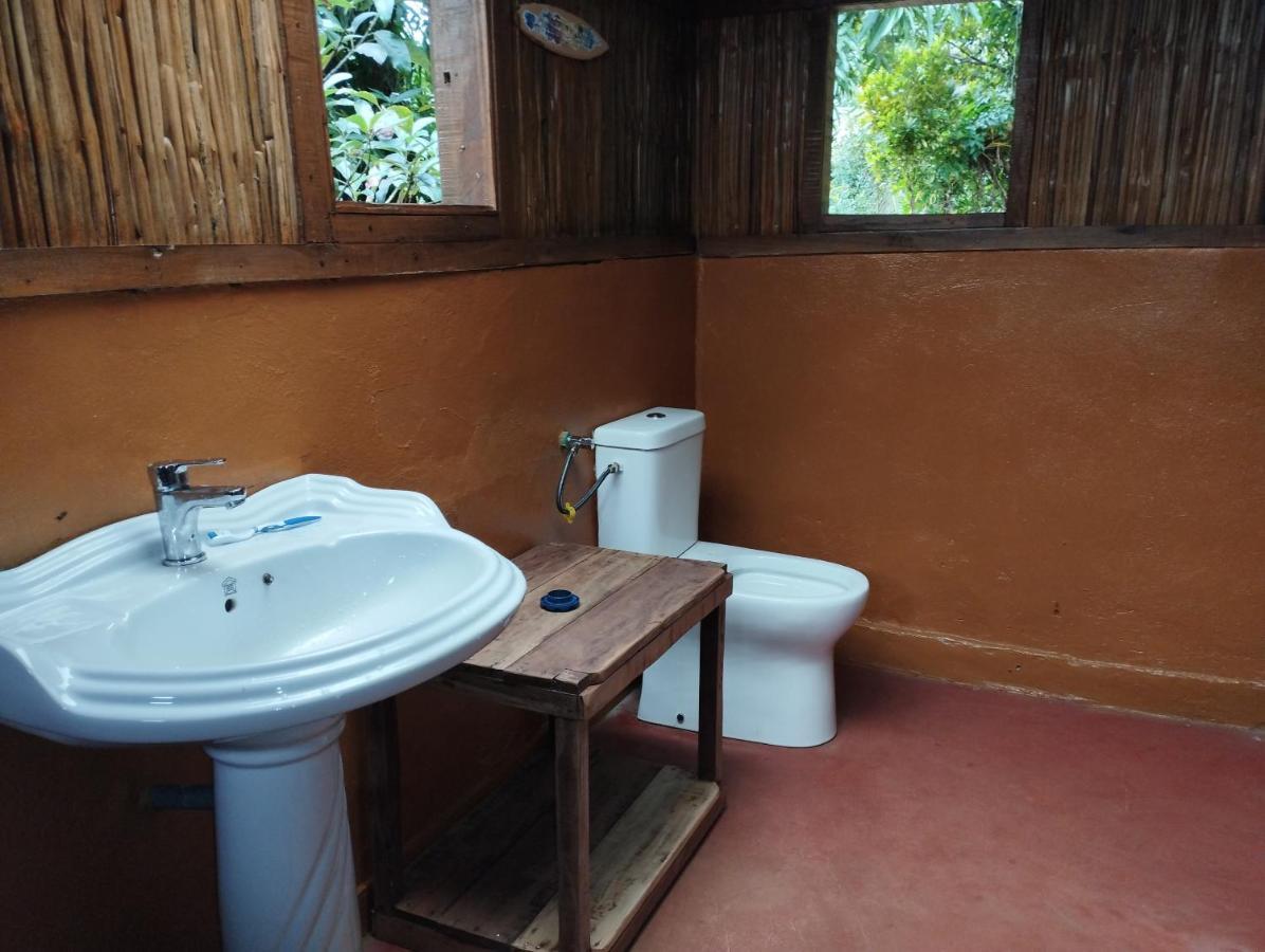 Chambres D'Hotes Villa Les Orchidees Chez Ago Ile Sainte-Marie Ngoại thất bức ảnh